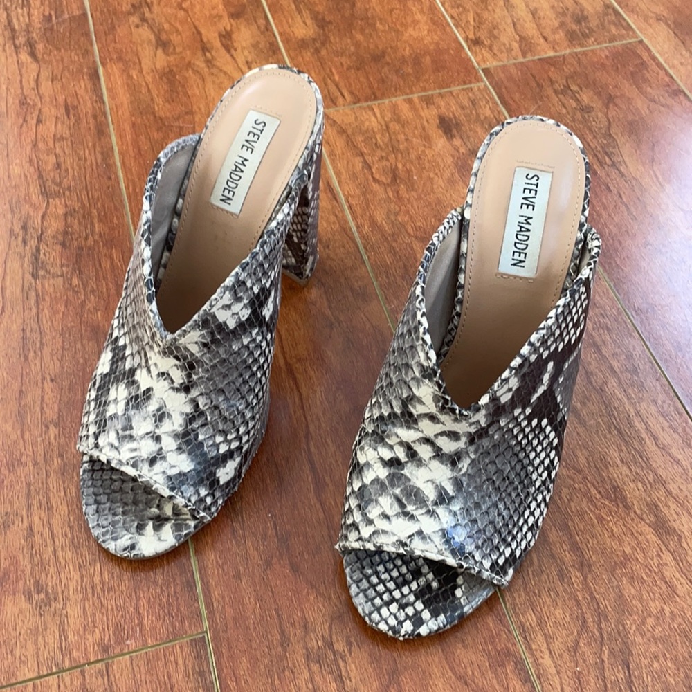 Steve Madden snakeskin sandals